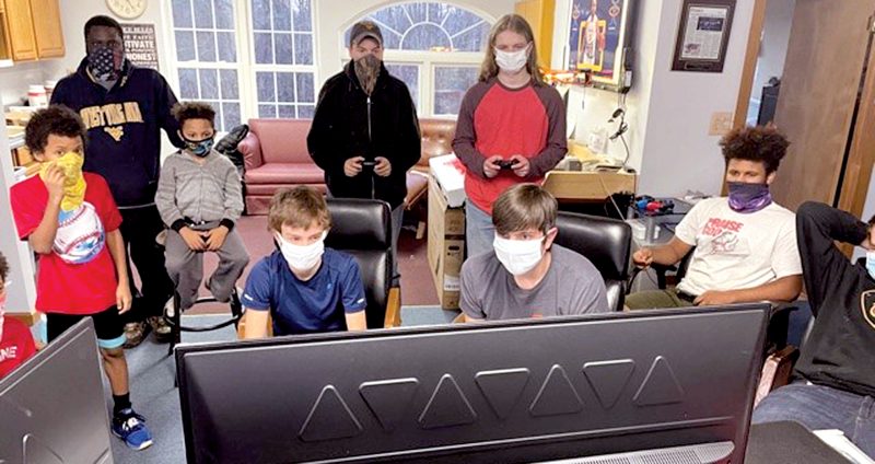Micrologic Helps community center get connected | News, Sports, Jobs - Vimarsana News